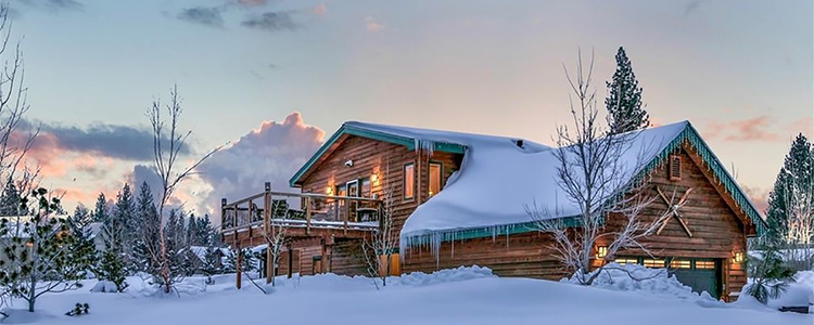 South Lake Tahoe, California, vacation rental home in snow